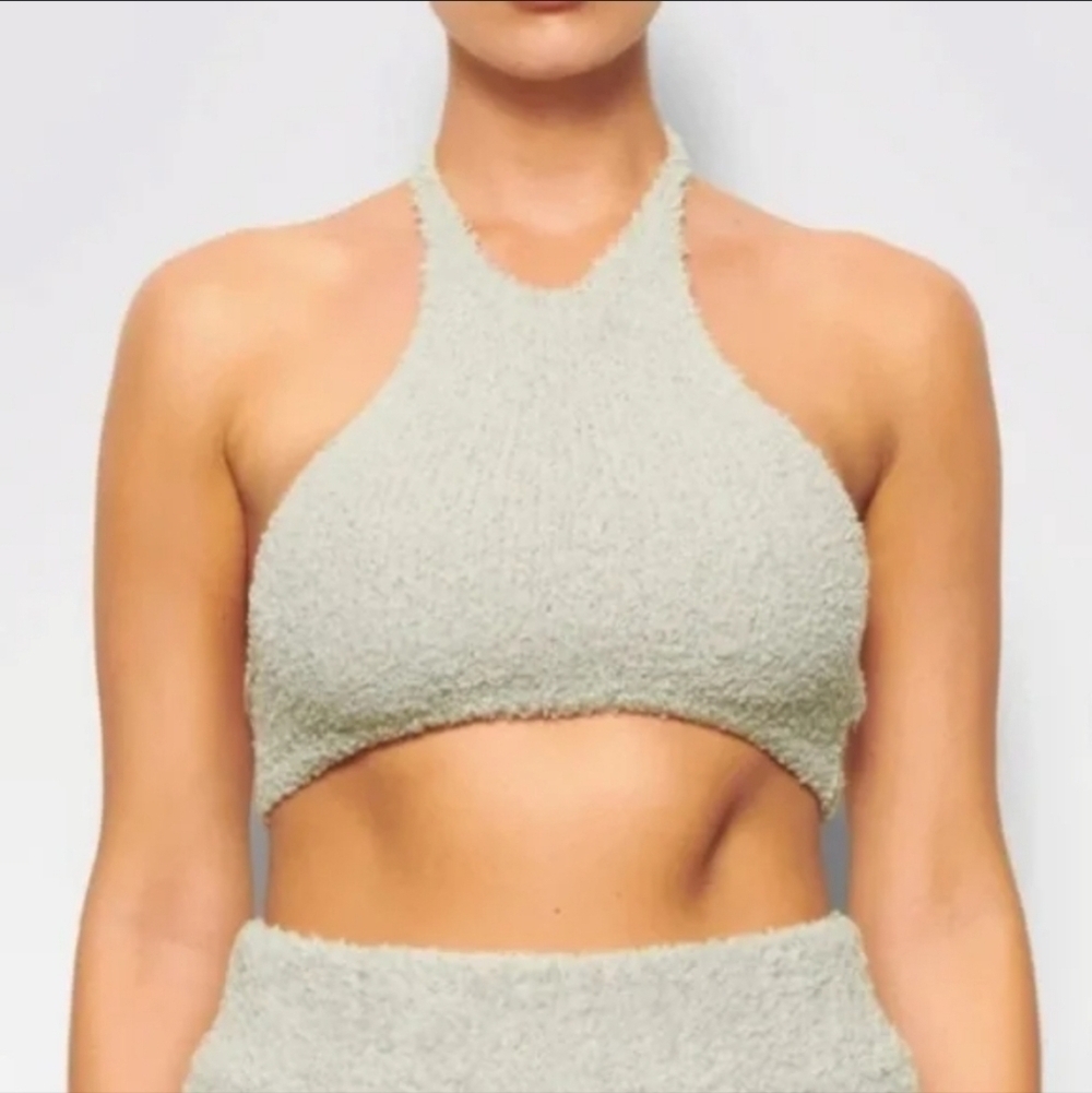 New SKIMS Fuzzy Crop Halter Top size Large Color Grey